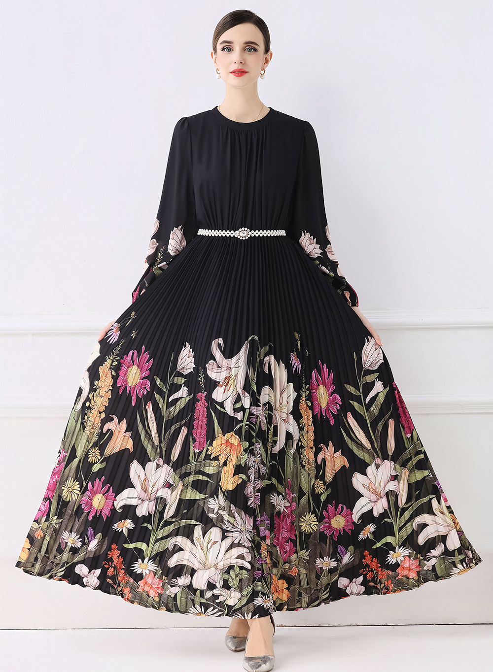Real time shooting of European and American fashionable pleated long hem printed dress Real time shooting of European and American fashionable pleated long hem printed dress