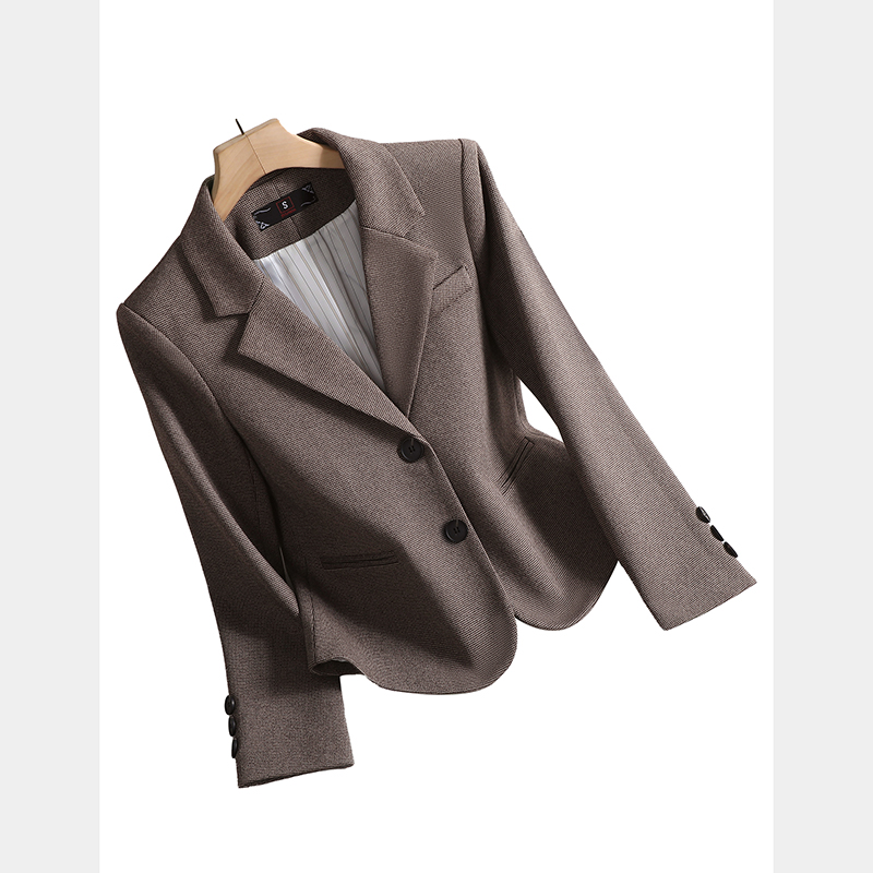 Short style suit jacket for women in winter, with a stylish and stylish design, slim fit, versatile for commuting, and a small suit jacket Short style suit jacket for women in winter, with a stylish and stylish design, slim fit, versatile for commuting, and a small suit jacket