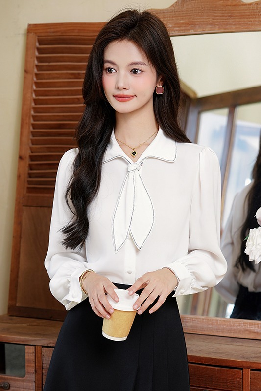 Fashionable Western style bow tie shirt for women 2025 early autumn new style, simple temperament, casual versatile commuting long sleeved shirt Fashionable Western style bow tie shirt for women 2025 early autumn new style, simple temperament, casual versatile commuting long sleeved shirt
