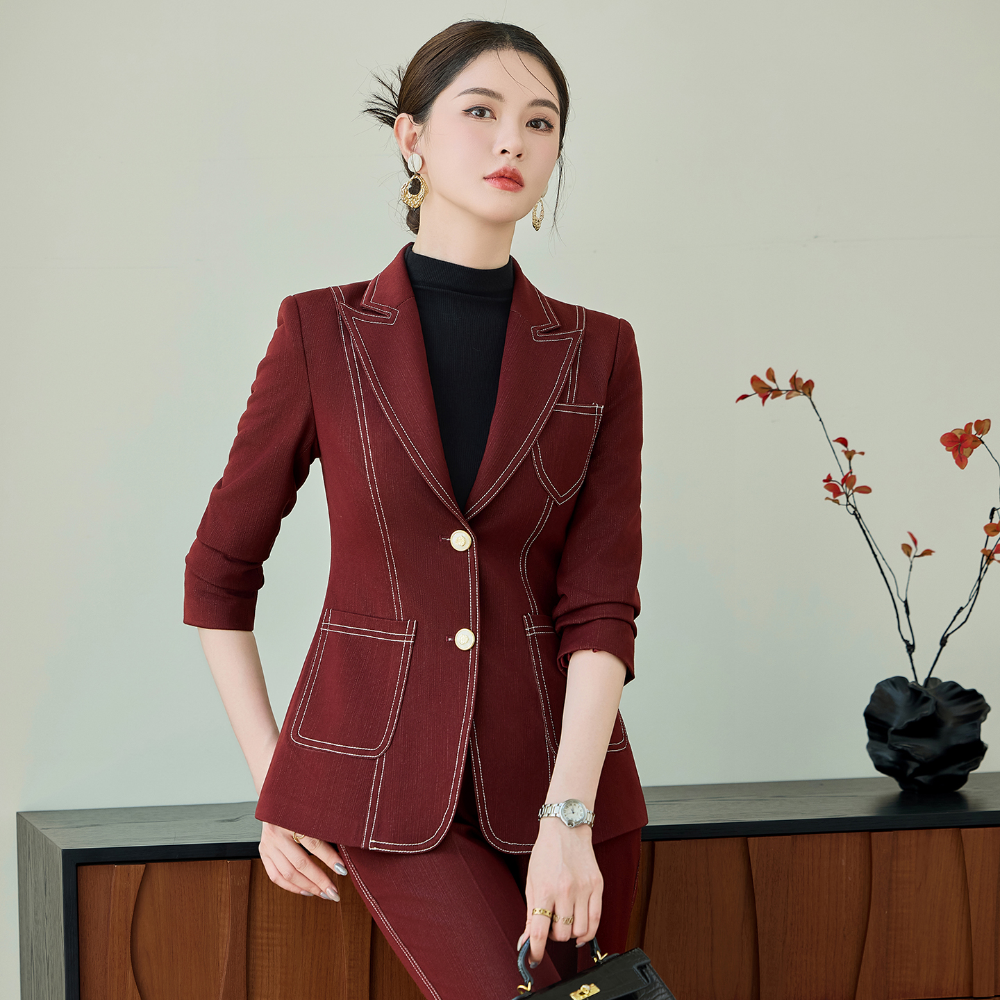 Design sense slim fit professional suit set for women 2025 early autumn new style simple and capable temperament commuting formal suit Design sense slim fit professional suit set for women 2025 early autumn new style simple and capable temperament commuting formal suit