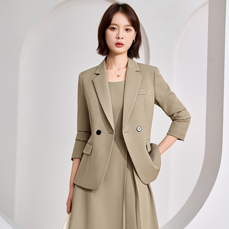 Fashionable and minimalist temperament, goddess style commuter suit jacket, women's early autumn new design, formal suit two-piece set