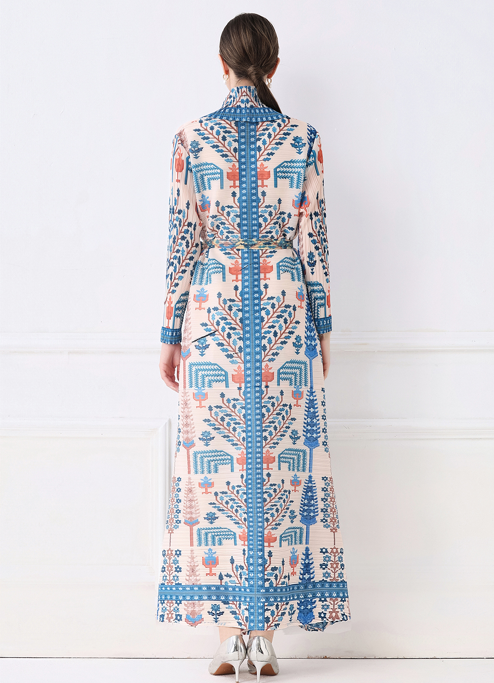 Factory direct sales of Miyake pleated early autumn pleated loose plus size printed outerwear Factory direct sales of Miyake pleated early autumn pleated loose plus size printed outerwear