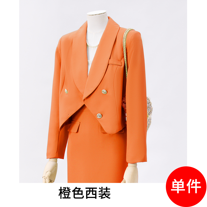 Short and petite suit, half skirt set, women's 2025 early autumn new style, minimalist temperament, age reducing short suit Short and petite suit, half skirt set, women's 2025 early autumn new style, minimalist temperament, age reducing short suit