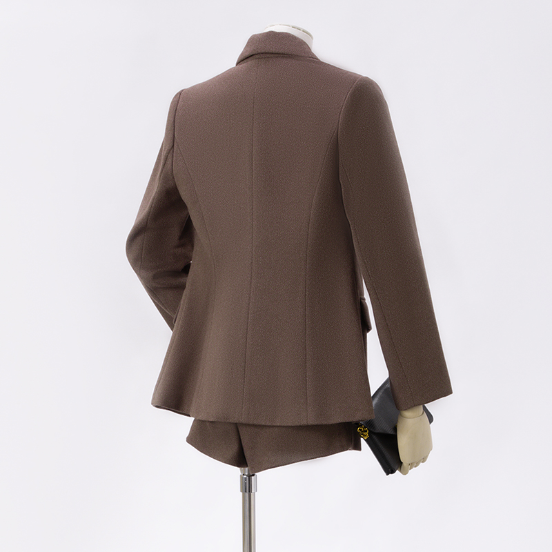 Advanced coffee colored suit set for women in autumn and winter of 2025, new simple and capable temperament, goddess style commuting suit Advanced coffee colored suit set for women in autumn and winter of 2025, new simple and capable temperament, goddess style commuting suit