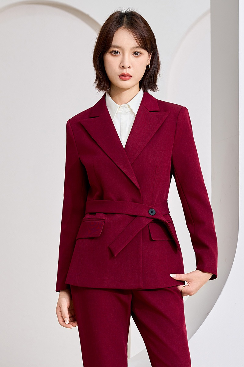 Temperament goddess style commuter suit for women, early autumn new design, niche and versatile, lace up waist cinching small suit Temperament goddess style commuter suit for women, early autumn new design, niche and versatile, lace up waist cinching small suit