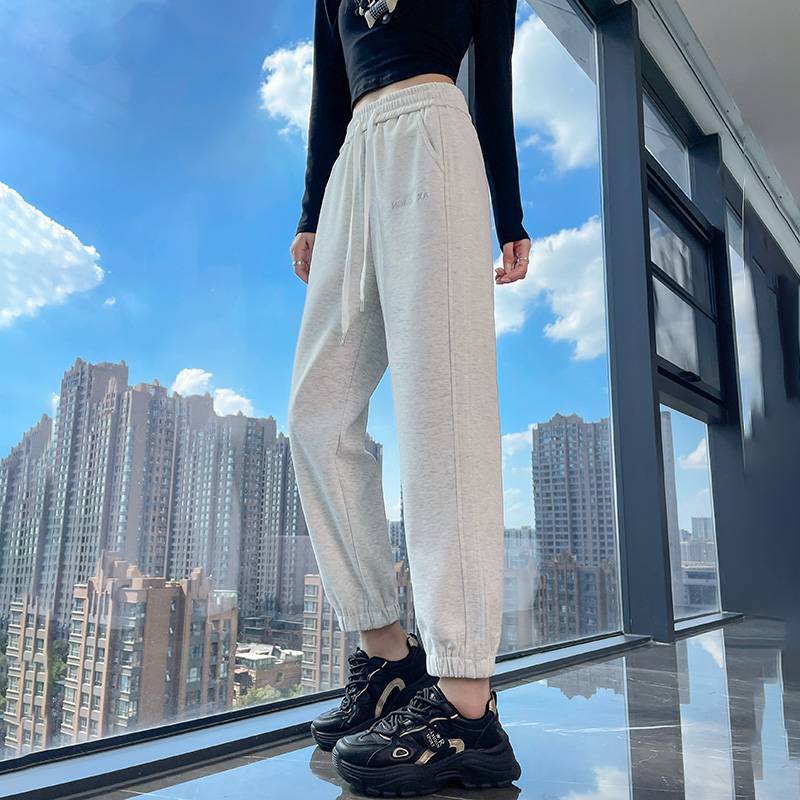 Small and loose fitting sports pants for women in autumn and winter 2025, new fashionable, simple, casual and versatile elastic pants Small and loose fitting sports pants for women in autumn and winter 2025, new fashionable, simple, casual and versatile elastic pants