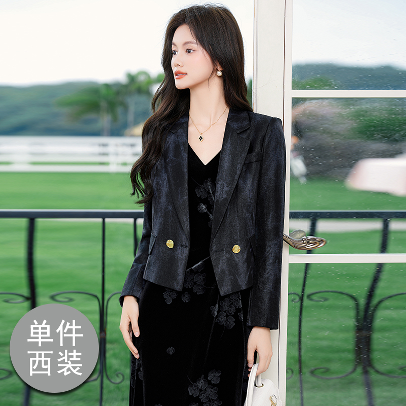2025 petite short style suit jacket for women's early autumn new fashion Korean style casual versatile long sleeved suit 2025 petite short style suit jacket for women's early autumn new fashion Korean style casual versatile long sleeved suit