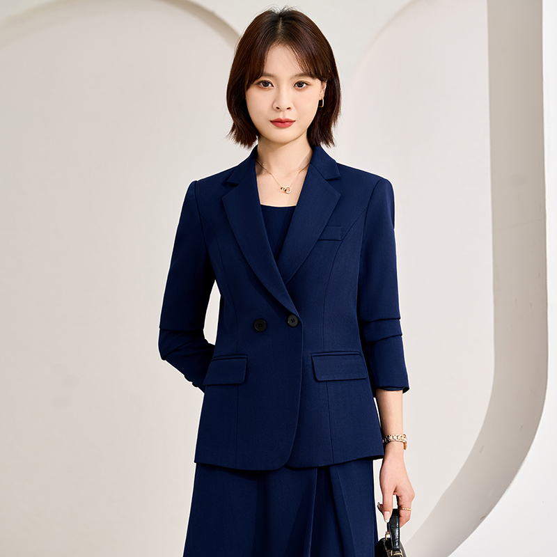 Fashionable and minimalist temperament, goddess style commuter suit jacket, women's early autumn new design, formal suit two-piece set Fashionable and minimalist temperament, goddess style commuter suit jacket, women's early autumn new design, formal suit two-piece set