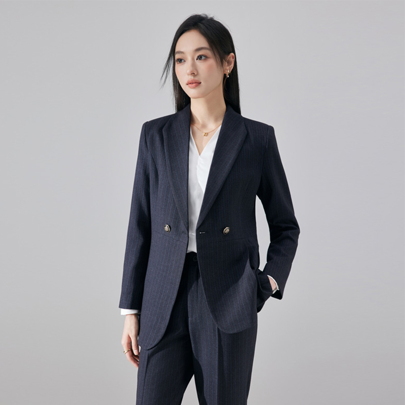 Minimalist temperament striped suit jacket for women in autumn, slim fit and slimming for commuting, formal attire, professional work clothes, suit set Minimalist temperament striped suit jacket for women in autumn, slim fit and slimming for commuting, formal attire, professional work clothes, suit set