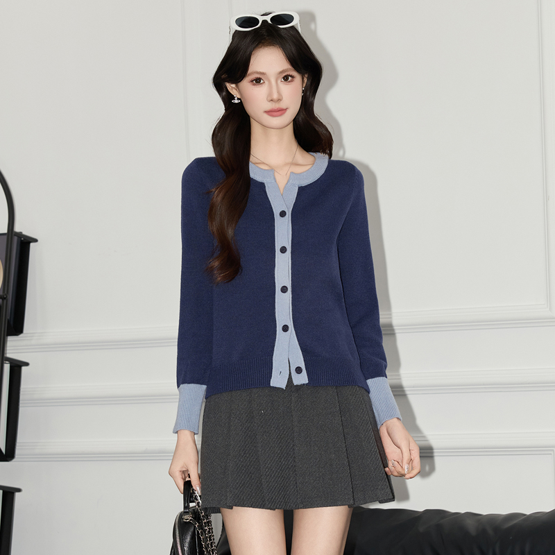 2025 autumn and winter new stylish and simple Morandi color button design color blocked knit sweater for women 2025 autumn and winter new stylish and simple Morandi color button design color blocked knit sweater for women