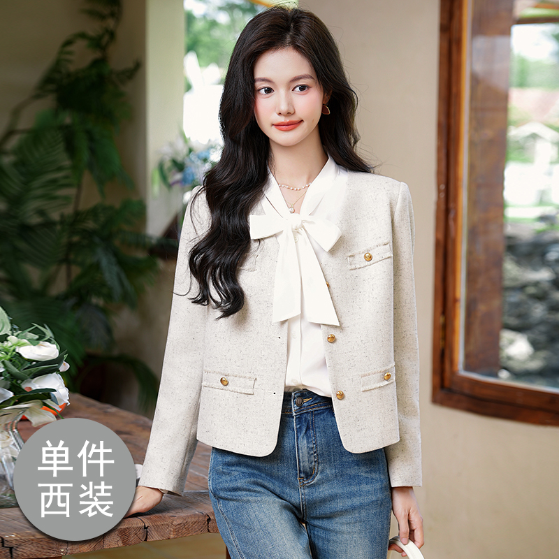Xiaoxiangfeng Short Black Jacket for Women 2025 Early Autumn New Style Fashionable Simple Temperament Casual Versatile Long Sleeve Top Xiaoxiangfeng Short Black Jacket for Women 2025 Early Autumn New Style Fashionable Simple Temperament Casual Versatile Long Sleeve Top