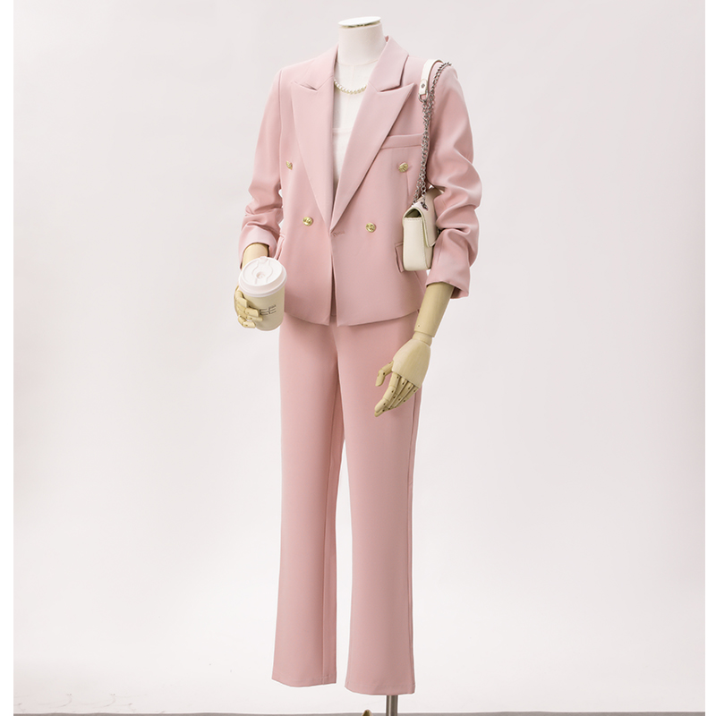 Pink suit set for women, autumn 2025 fashion Korean version, temperament goddess style, small stature commuting short suit