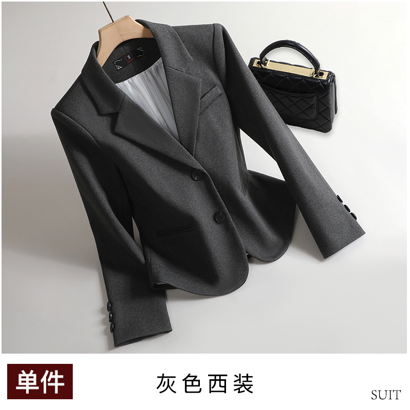 Short style suit jacket for women in winter, with a stylish and stylish design, slim fit, versatile for commuting, and a small suit jacket Short style suit jacket for women in winter, with a stylish and stylish design, slim fit, versatile for commuting, and a small suit jacket