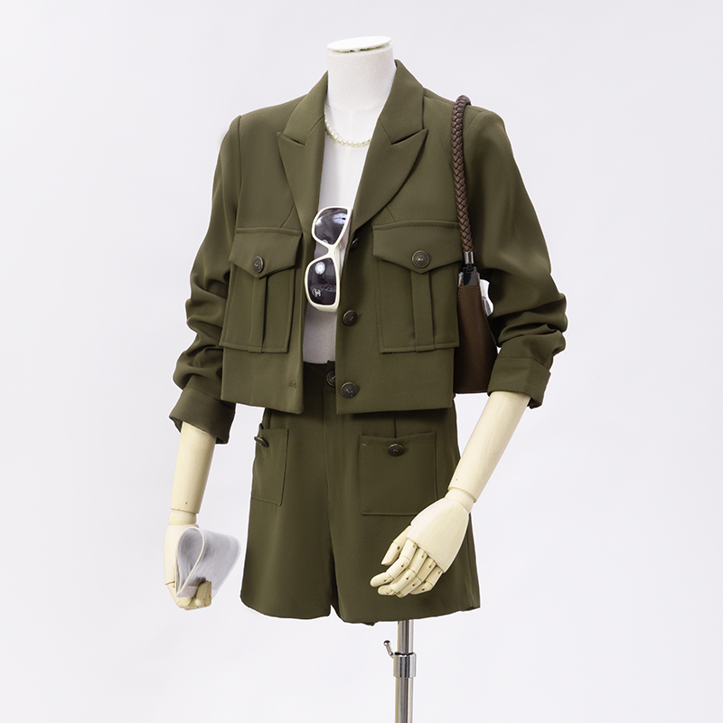2025 autumn short suit set, women's unique design, niche temperament, goddess style commuting professional work clothes