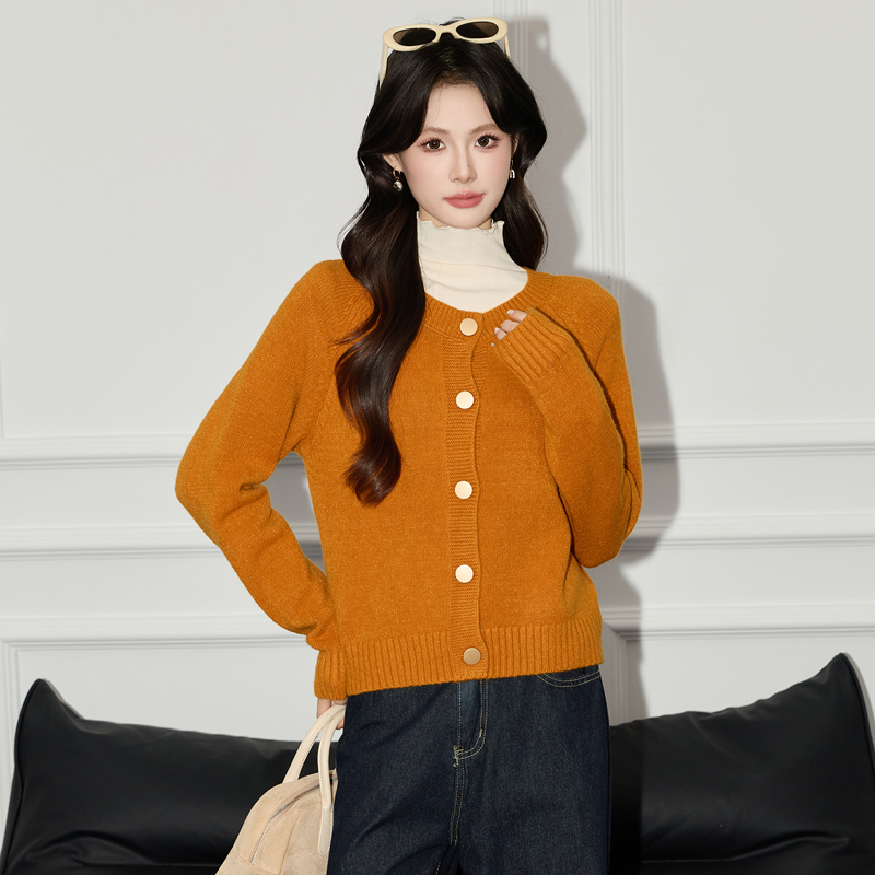 2025 Lazy Style Sweater Women's Autumn and Winter New Style Design Fashionable Single breasted Knitted Cardigan Versatile Look Slimming Top