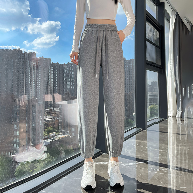 Small and loose fitting sports pants for women in autumn and winter 2025, new fashionable, simple, casual and versatile elastic pants Small and loose fitting sports pants for women in autumn and winter 2025, new fashionable, simple, casual and versatile elastic pants