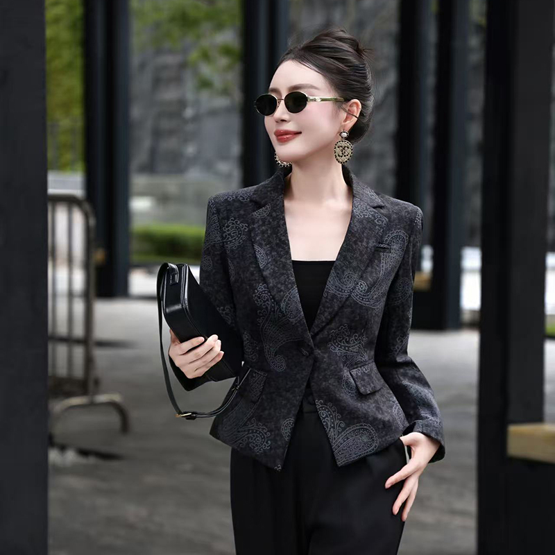 High end short suit jacket with a sense of design, women's autumn new style, fashionable goddess, Hong Kong style short jacket, trendy High end short suit jacket with a sense of design, women's autumn new style, fashionable goddess, Hong Kong style short jacket, trendy