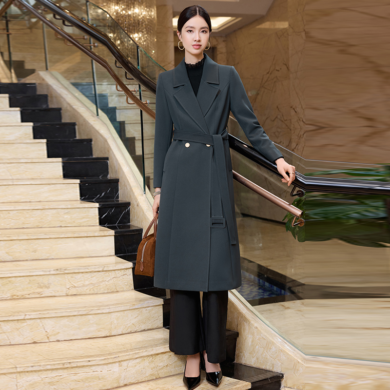 Tall, medium to long windbreaker for women in early autumn 2025, new lace up waist cinching and slimming style, goddess style long sleeved jacket Tall, medium to long windbreaker for women in early autumn 2025, new lace up waist cinching and slimming style, goddess style long sleeved jacket