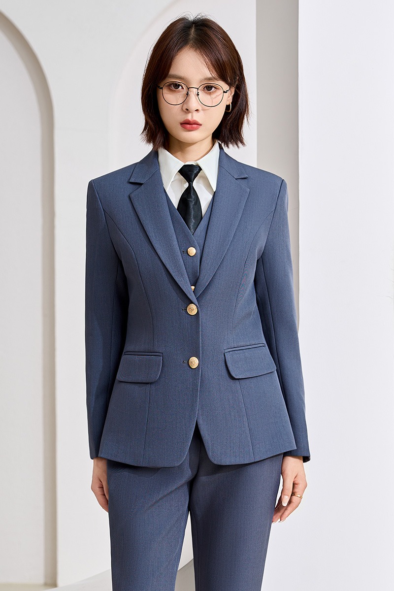 Office professional formal work clothes, suits, vests, pants, three piece set, autumn slim fit, slimming temperament work clothes Office professional formal work clothes, suits, vests, pants, three piece set, autumn slim fit, slimming temperament work clothes