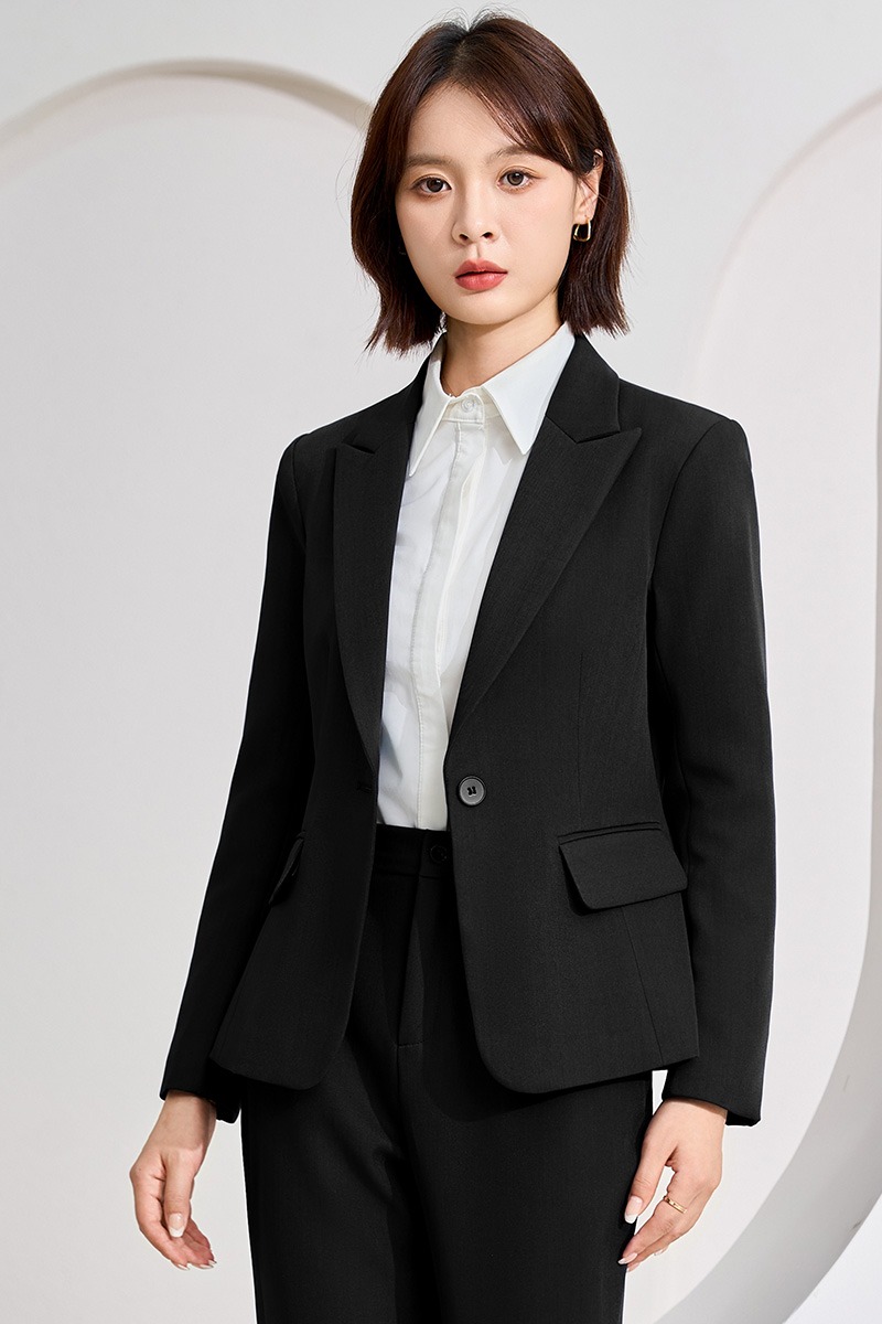 Minimalist and efficient professional suit set for women's autumn wear, new slim fit and slimming one button commuting formal suit Minimalist and efficient professional suit set for women's autumn wear, new slim fit and slimming one button commuting formal suit