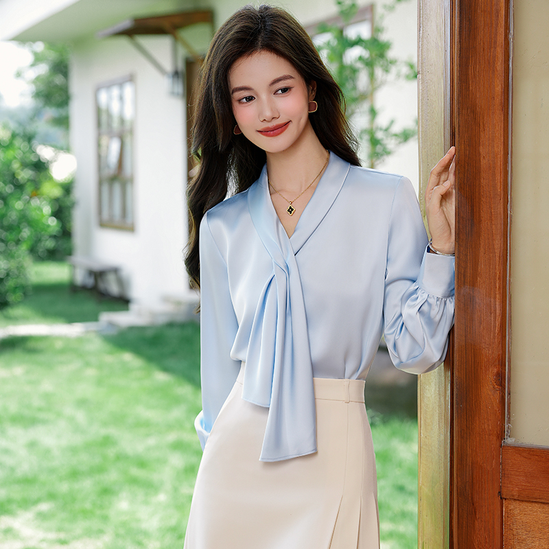 Design sense of western-style versatile ribbon shirt, women's 2025 early autumn new fashionable and simple temperament long sleeved shirt Design sense of western-style versatile ribbon shirt, women's 2025 early autumn new fashionable and simple temperament long sleeved shirt