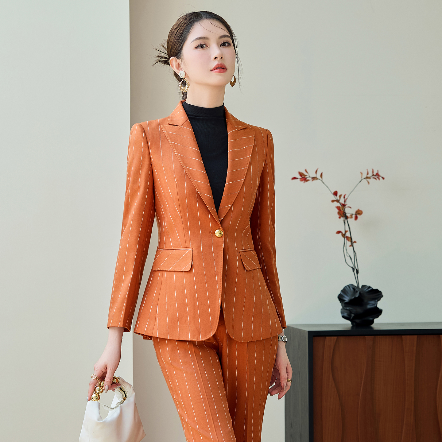 Temperament striped suit for women in autumn and winter, slim fit and slimming, one button commuting formal suit, professional work suit Temperament striped suit for women in autumn and winter, slim fit and slimming, one button commuting formal suit, professional work suit