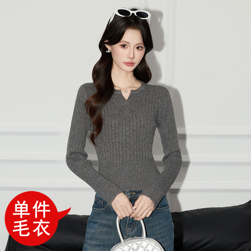 Half open neck knitted base sweater for women in autumn and winter 2025, stylish interior with pullover sweater, slim fit and versatile top for slimming Half open neck knitted base sweater for women in autumn and winter 2025, stylish interior with pullover sweater, slim fit and versatile top for slimming