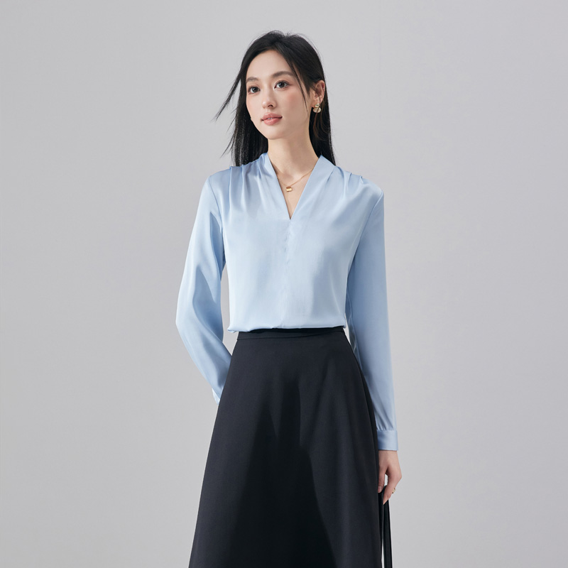 High end temperament V-neck shirt, women's 2025 early autumn new fashion, simple and casual versatile shirt set High end temperament V-neck shirt, women's 2025 early autumn new fashion, simple and casual versatile shirt set