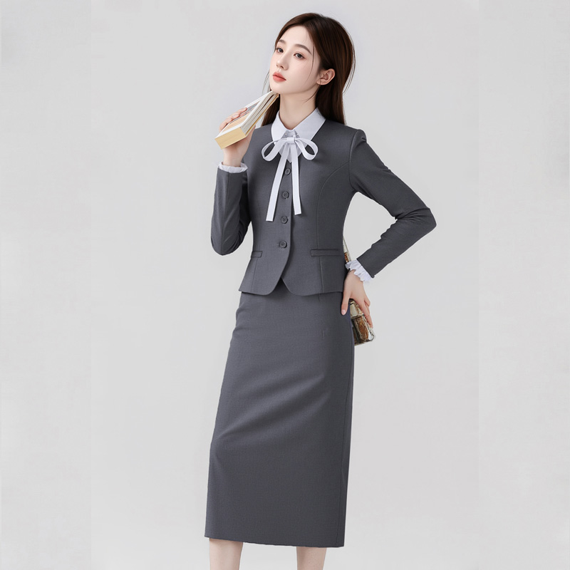 Mingyuan temperament short suit set for women 2025 early autumn new fashion simple commuting formal work clothes Mingyuan temperament short suit set for women 2025 early autumn new fashion simple commuting formal work clothes