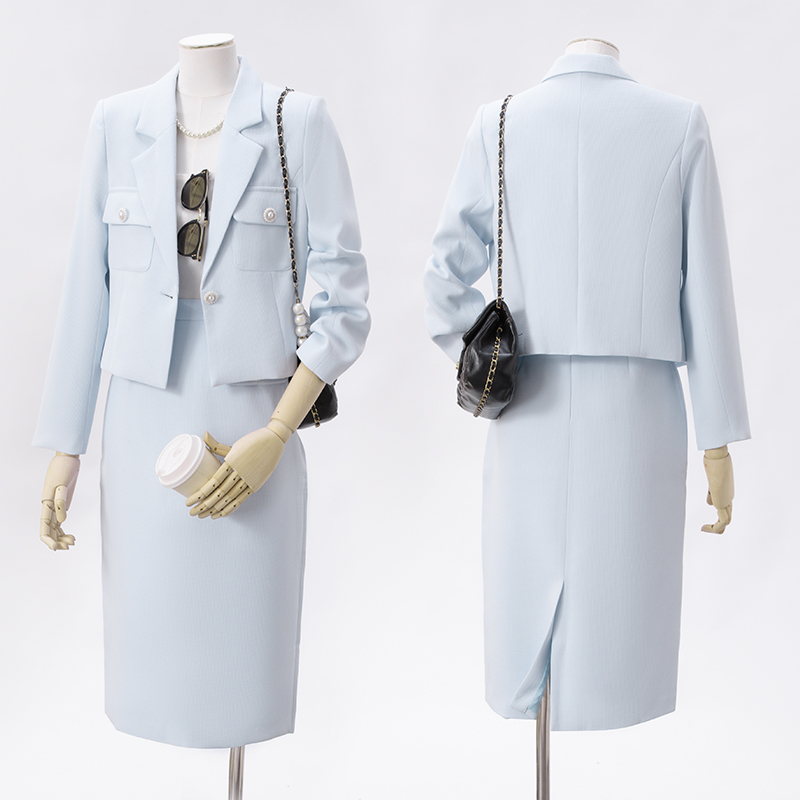 Mingyuan Xiaoxiangfeng temperament short jacket for women in early autumn 2025 fashion Korean version casual versatile commuting suit set Mingyuan Xiaoxiangfeng temperament short jacket for women in early autumn 2025 fashion Korean version casual versatile commuting suit set