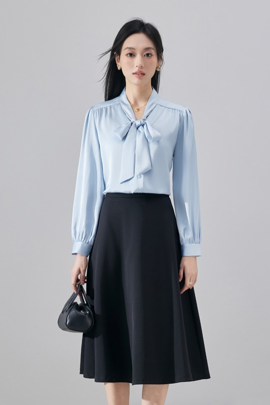Design sense, temperament, ribbon shirt, small shirt, women's 2025 early autumn fashion, western-style, age reducing OL casual versatile shirt Design sense, temperament, ribbon shirt, small shirt, women's 2025 early autumn fashion, western-style, age reducing OL casual versatile shirt