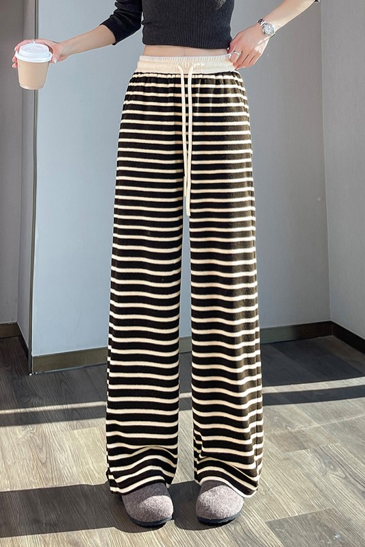 Velvet thickened fashionable striped sports pants for women in autumn and winter 2025, simple temperament, casual and versatile, elastic waisted wide leg pants Velvet thickened fashionable striped sports pants for women in autumn and winter 2025, simple temperament, casual and versatile, elastic waisted wide leg pants