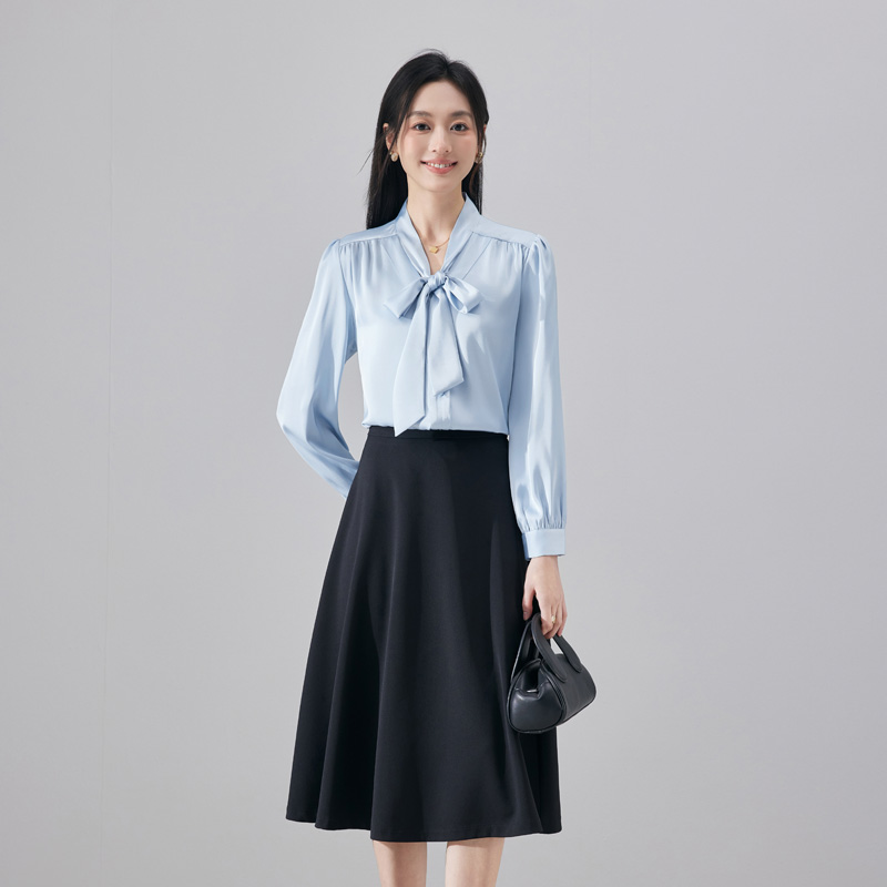 Design sense, temperament, ribbon shirt, small shirt, women's 2025 early autumn fashion, western-style, age reducing OL casual versatile shirt Design sense, temperament, ribbon shirt, small shirt, women's 2025 early autumn fashion, western-style, age reducing OL casual versatile shirt