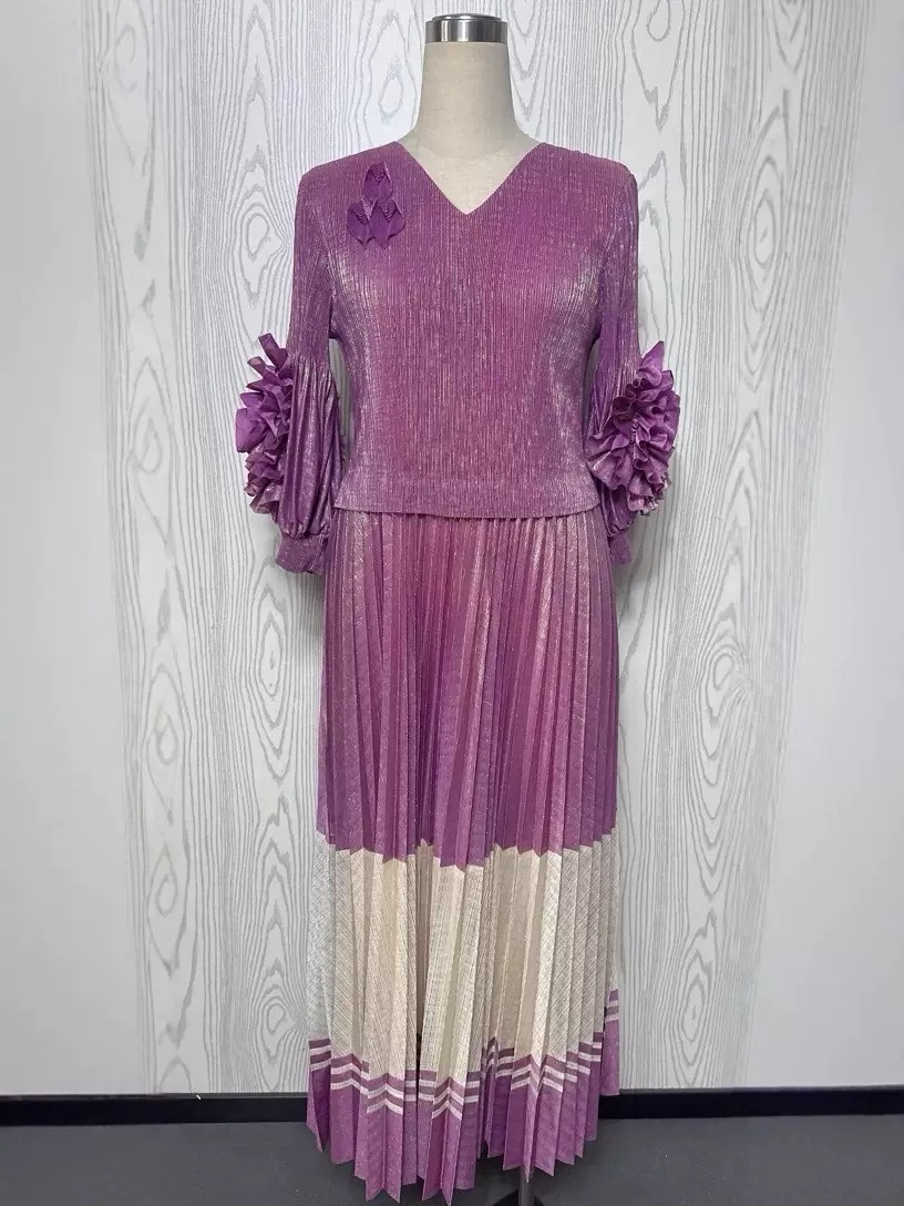 European, American, Middle Eastern Hand Embroidered Folded Gold Plated Dress Cross border 3D Decoration Loose and Elegant Autumn Long Dress European, American, Middle Eastern Hand Embroidered Folded Gold Plated Dress Cross border 3D Decoration Loose and Elegant Autumn Long Dress