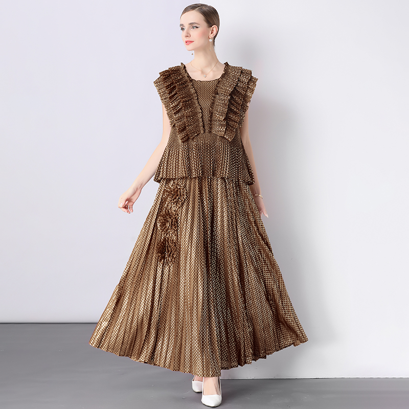 Miyake foreign trade hot stamping pleated ruffle edge European and American loose three-dimensional decoration top with split plate flower versatile pleated skirt Miyake foreign trade hot stamping pleated ruffle edge European and American loose three-dimensional decoration top with split plate flower versatile pleated skirt