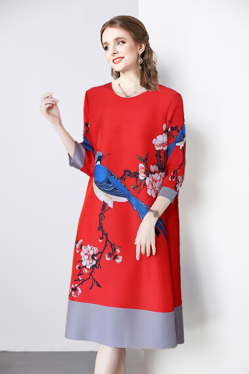 Miyake national style mm pleated A-line skirt with round neck, medium to long style, spliced loose seven quarter sleeves, shaking skirt cover, foreign trade Miyake national style mm pleated A-line skirt with round neck, medium to long style, spliced loose seven quarter sleeves, shaking skirt cover, foreign trade