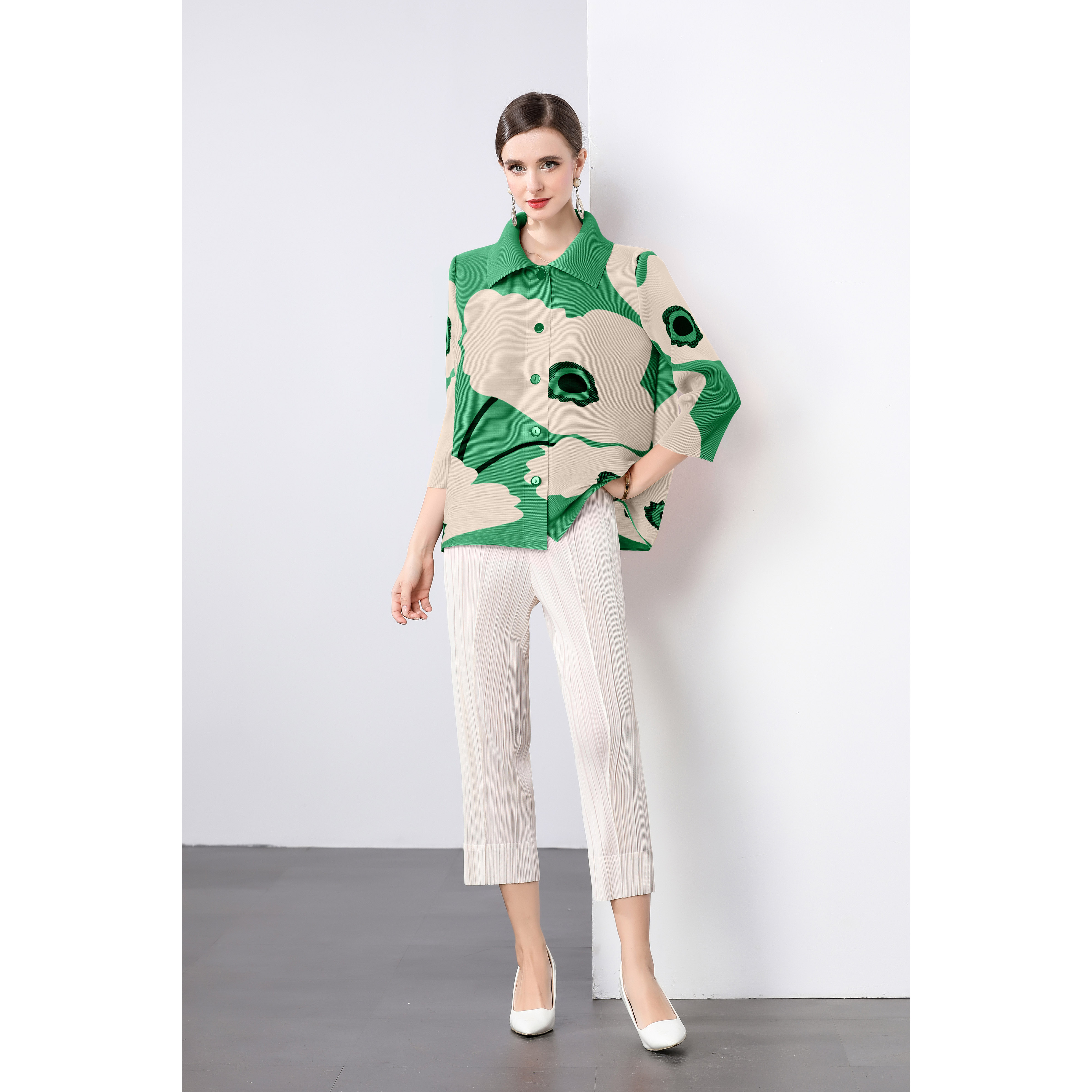 Miyake oversized loose collared pleated cardigan single breasted versatile top straight leg pleated pants Korean women's suit Miyake oversized loose collared pleated cardigan single breasted versatile top straight leg pleated pants Korean women's suit