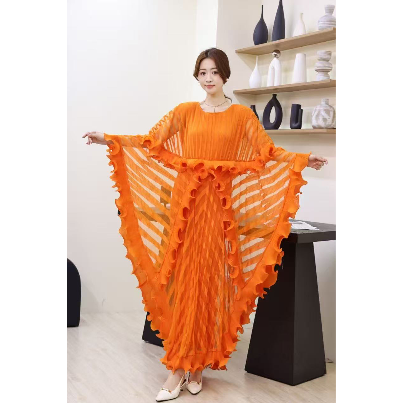Sanzhai Foreign Trade Secret Edge Mushroom Edge Mesh Fake Two Irregular Design Fold Dress Large Women's Wear Sanzhai Foreign Trade Secret Edge Mushroom Edge Mesh Fake Two Irregular Design Fold Dress Large Women's Wear