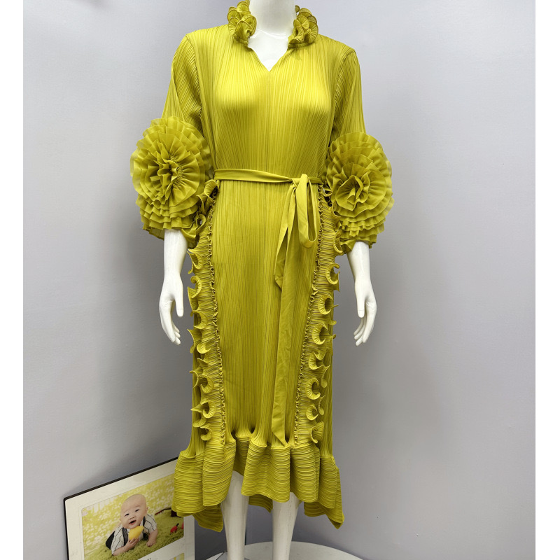 Sanzhai Foreign Trade European and American Style Black Fungus Edge Folded Dress with a Light and Mature Style, Three Dimensional Flower Solid Color, Large Skirt for Women Sanzhai Foreign Trade European and American Style Black Fungus Edge Folded Dress with a Light and Mature Style, Three Dimensional Flower Solid Color, Large Skirt for Women