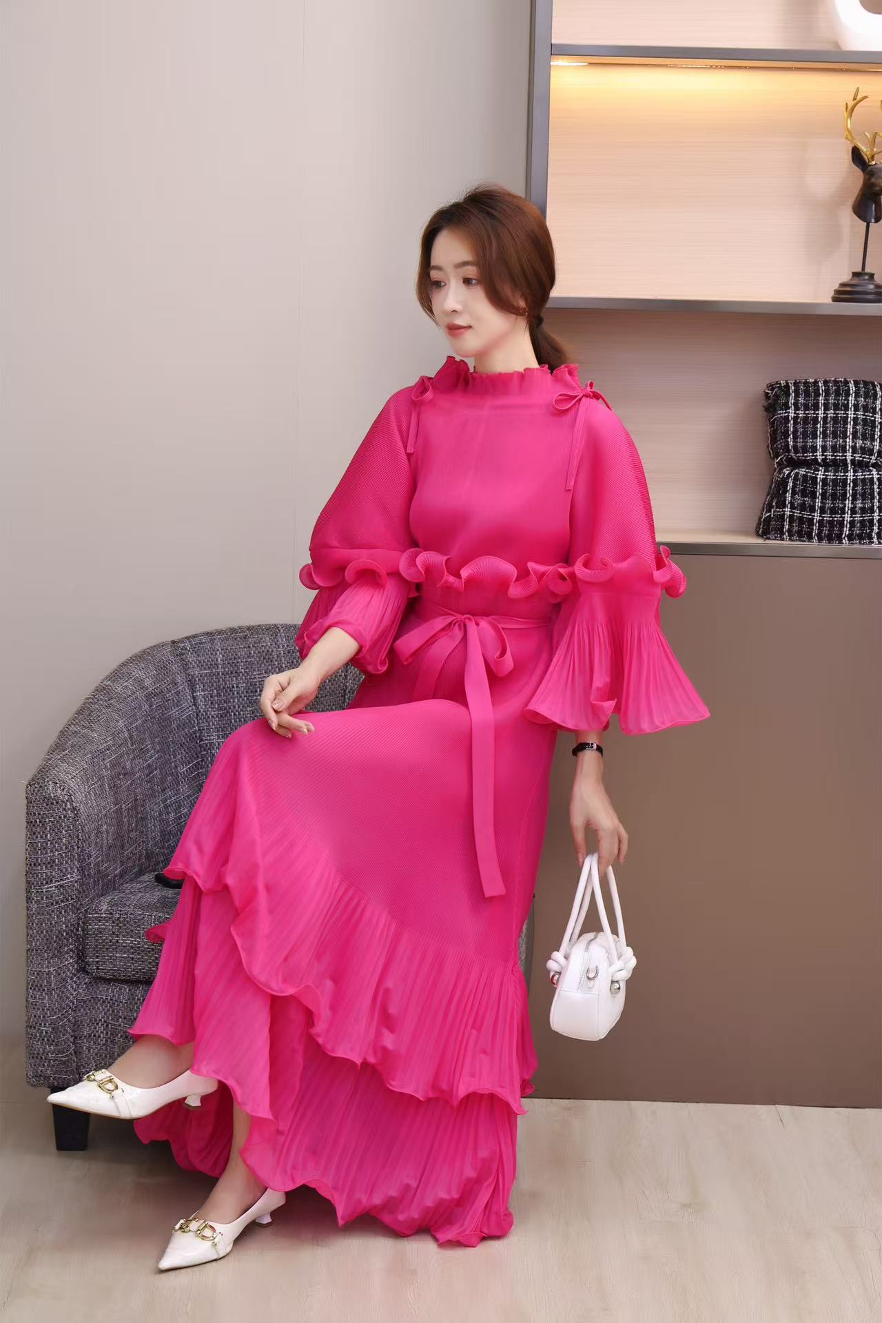 Miyake 2025 New Cross border Mushroom Edge Heavy Industry Design Horn Sleeve Lotus Leaf Edge Retro Wrinkle Women's Dress Miyake 2025 New Cross border Mushroom Edge Heavy Industry Design Horn Sleeve Lotus Leaf Edge Retro Wrinkle Women's Dress