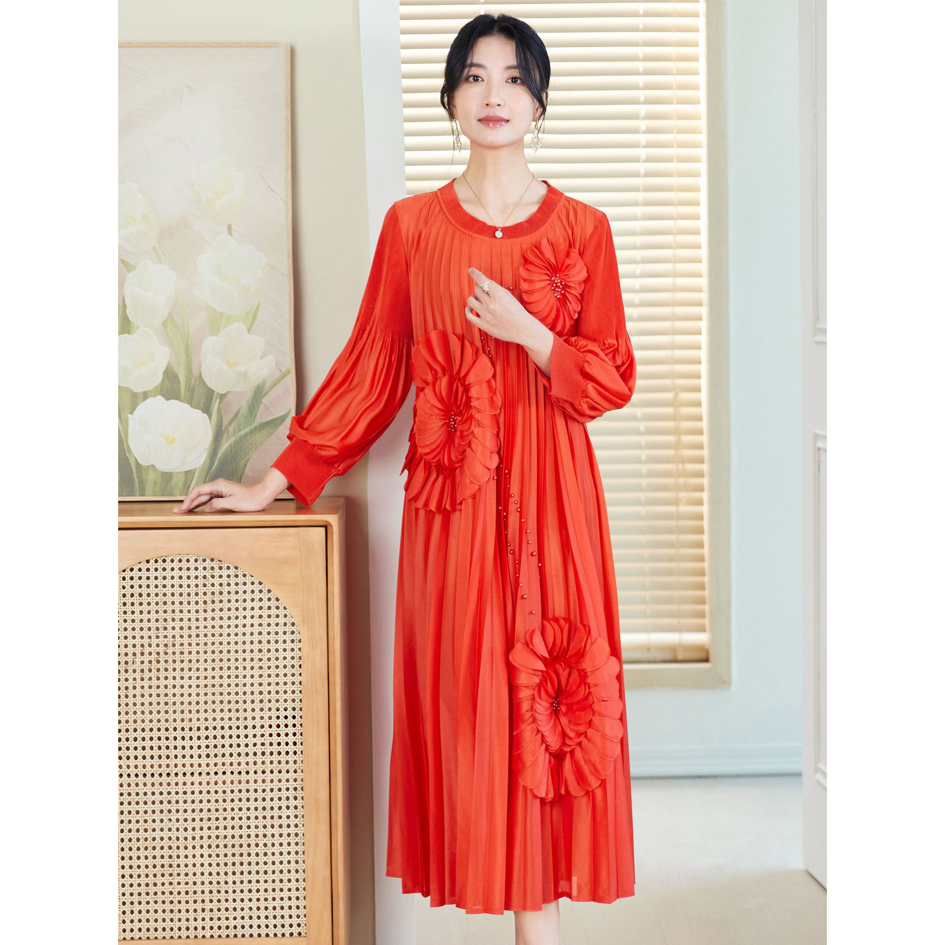 Miyake Europe and America Cross border Elegant Heavy Industry Three dimensional Flower Nail Bead Pendant Dress Loose Folded Dress for Women Miyake Europe and America Cross border Elegant Heavy Industry Three dimensional Flower Nail Bead Pendant Dress Loose Folded Dress for Women