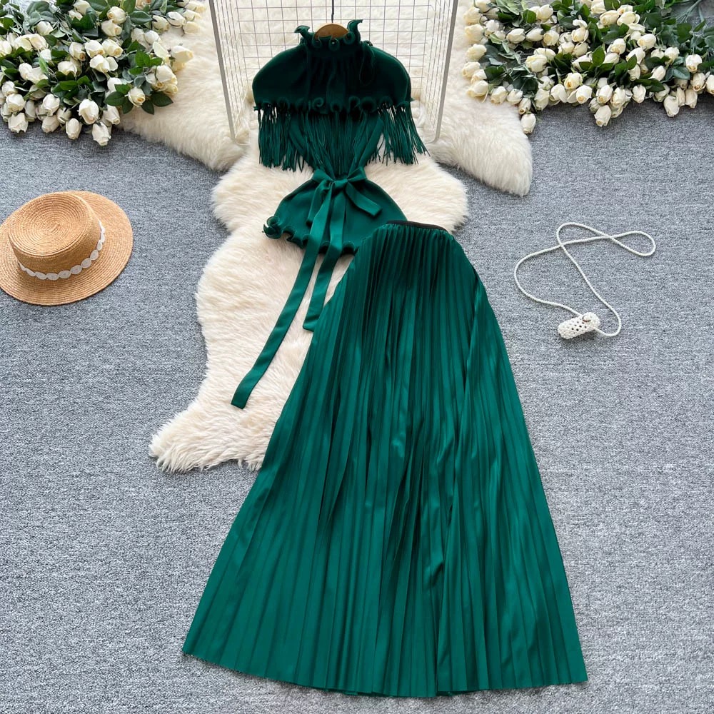 Wrinkled European and American cross-border mushroom edge tassel design with a sense of cinching waist top, pleated skirt, versatile half skirt, light luxury set Wrinkled European and American cross-border mushroom edge tassel design with a sense of cinching waist top, pleated skirt, versatile half skirt, light luxury set