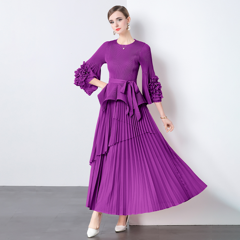 Miyake Cross border European and American Women Hand Embroidered Nail Beads Irregular Wrinkle Design Feel Loose Top Loose pleated Skirt Miyake Cross border European and American Women Hand Embroidered Nail Beads Irregular Wrinkle Design Feel Loose Top Loose pleated Skirt
