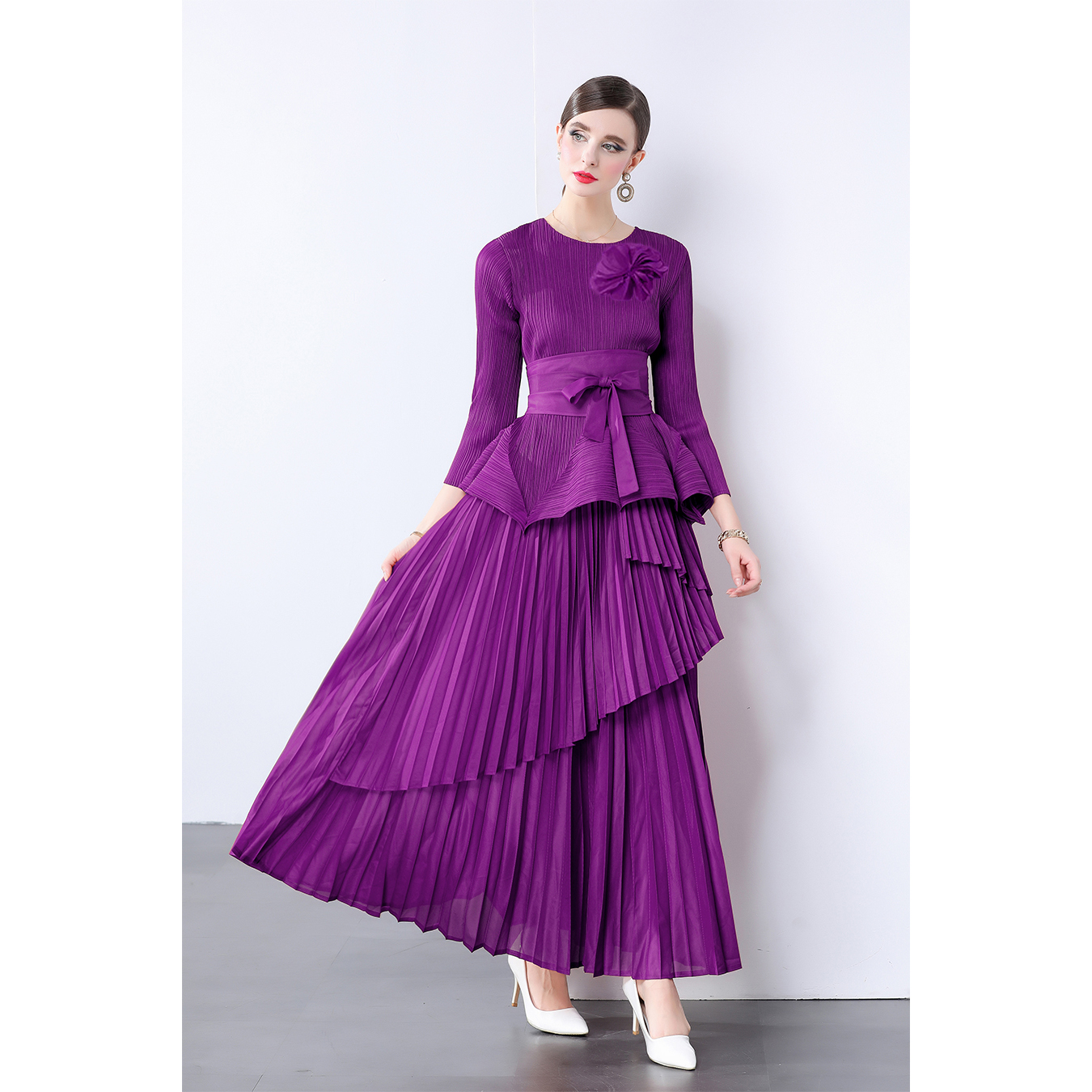 Three dimensional floral decoration top with long lace up pleated skirt, foreign trade European and American style pleated set with lining fabric Three dimensional floral decoration top with long lace up pleated skirt, foreign trade European and American style pleated set with lining fabric