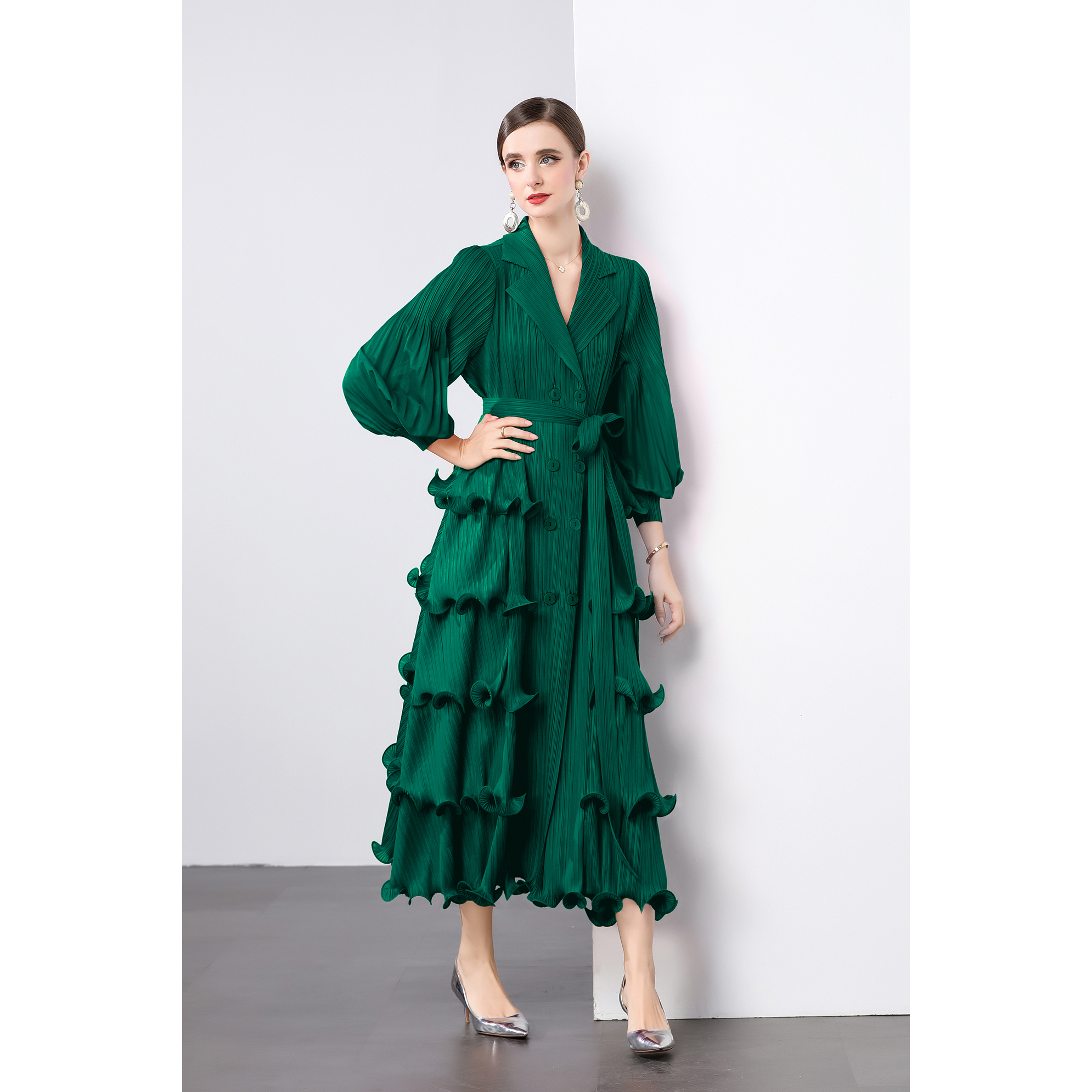 Miyake suit collar cardigan dress, black fungus edge pleated cake skirt, heavy-duty lantern sleeves, plus size mm, cross-border women's outfit Miyake suit collar cardigan dress, black fungus edge pleated cake skirt, heavy-duty lantern sleeves, plus size mm, cross-border women's outfit