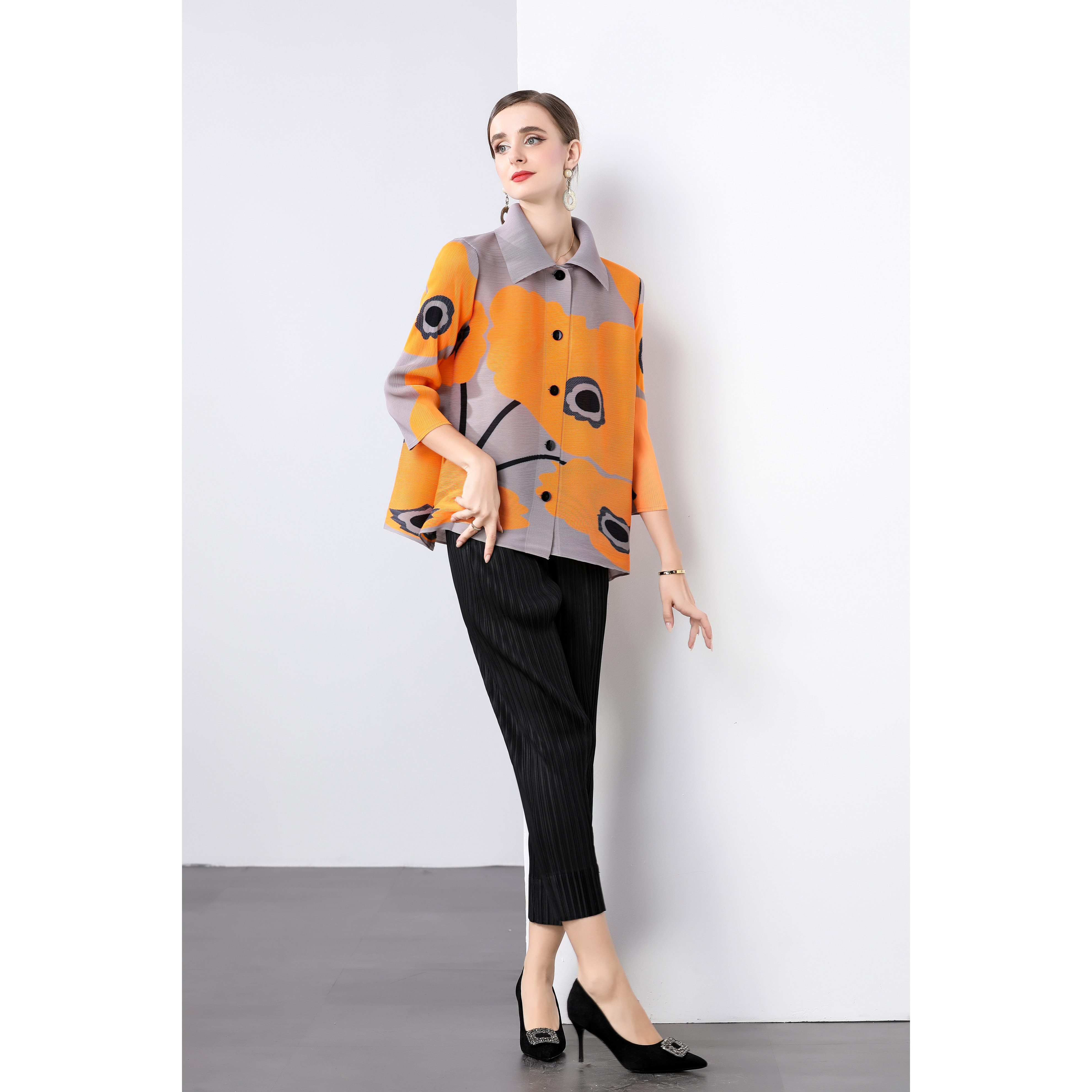 Miyake oversized loose collared pleated cardigan single breasted versatile top straight leg pleated pants Korean women's suit Miyake oversized loose collared pleated cardigan single breasted versatile top straight leg pleated pants Korean women's suit