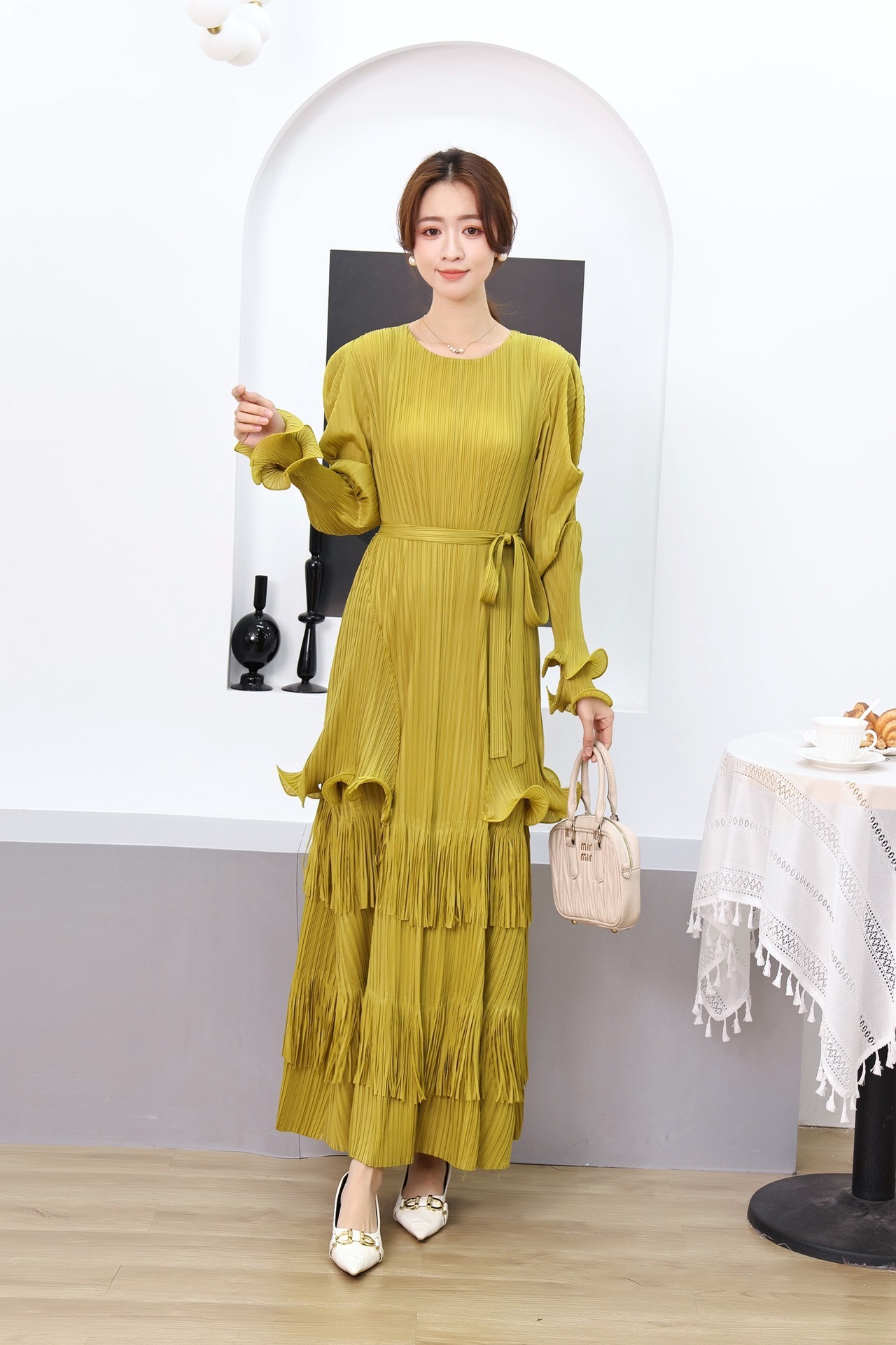 Miyake Cross border Heavy Industry Mushroom Edge Straightening tassel Folded Long Skirt Cake Skirt Long Sleeve Design Sensational Slimming Dress Miyake Cross border Heavy Industry Mushroom Edge Straightening tassel Folded Long Skirt Cake Skirt Long Sleeve Design Sensational Slimming Dress