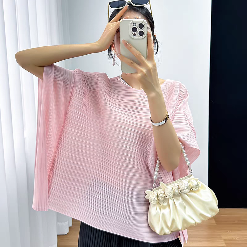 2025 summer three bedroom casual loose design versatile high-end plus size pleated women's top short sleeved T-shirt 2025 summer three bedroom casual loose design versatile high-end plus size pleated women's top short sleeved T-shirt