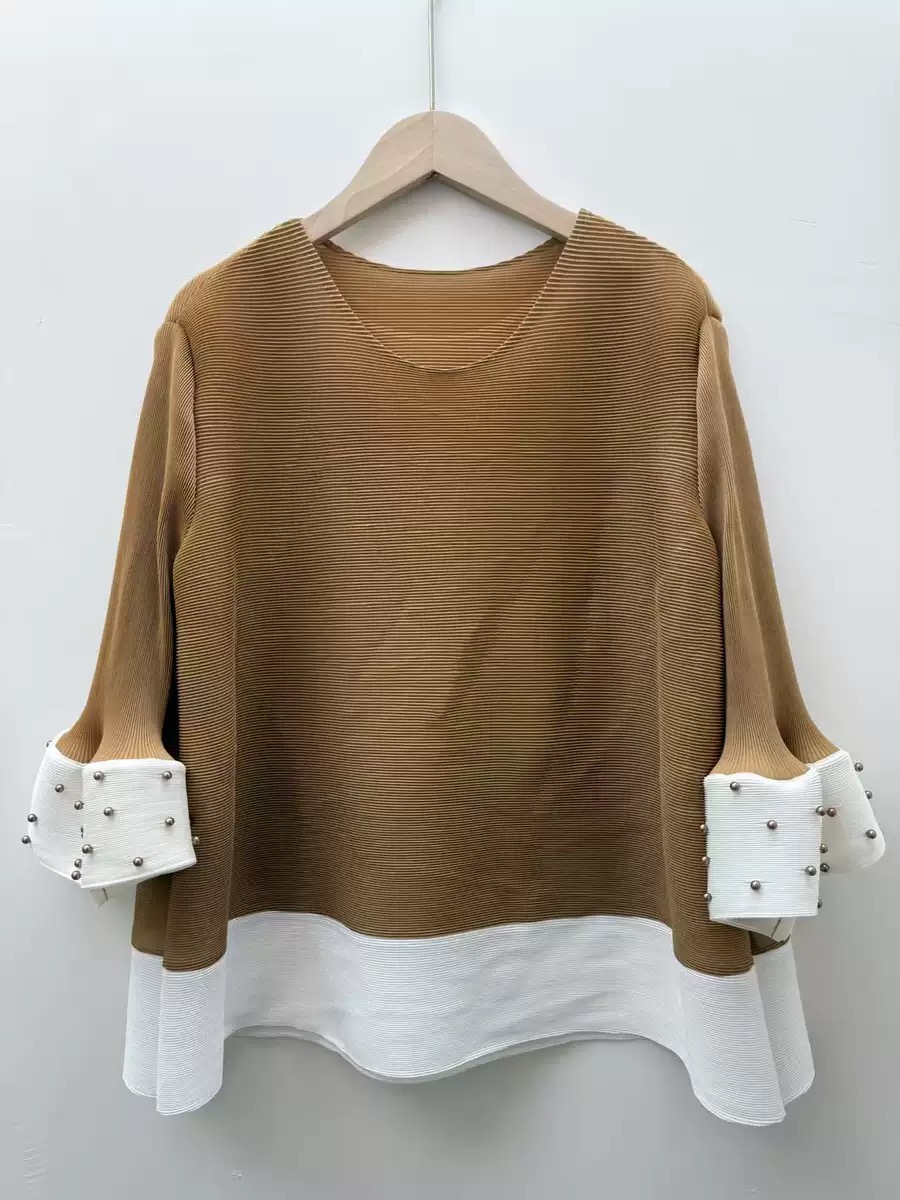 Wrinkle color blocked nail bead top, fashionable and versatile, simple European and American loose cross-border splicing long sleeved T-shirt, autumn jacket Wrinkle color blocked nail bead top, fashionable and versatile, simple European and American loose cross-border splicing long sleeved T-shirt, autumn jacket