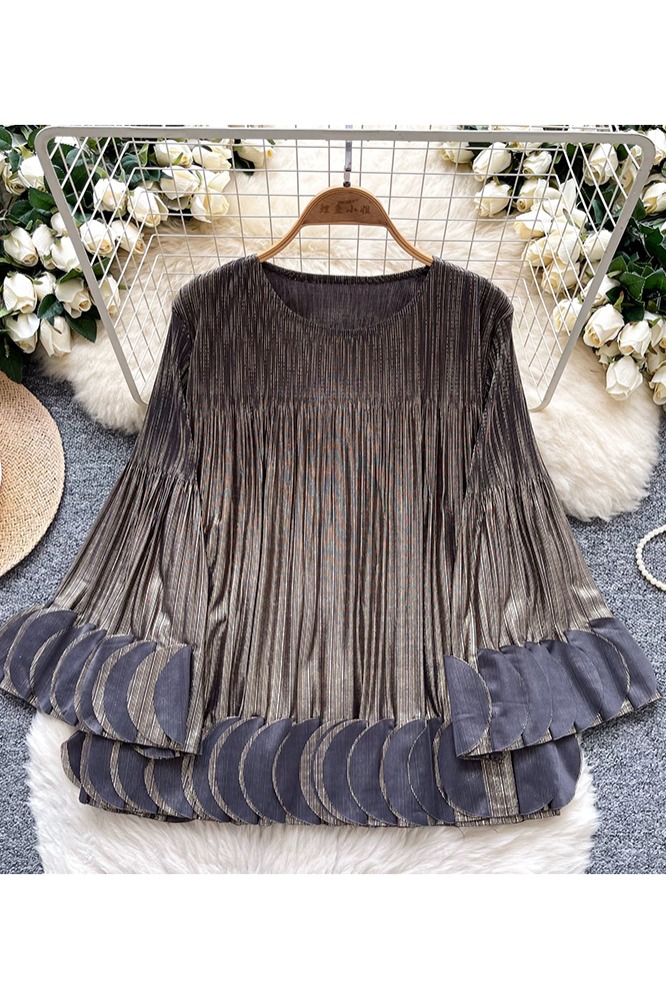 Gold foil pleated three-dimensional decoration loose autumn style ruffle top cross-border flared sleeve pleated design women's T-shirt Gold foil pleated three-dimensional decoration loose autumn style ruffle top cross-border flared sleeve pleated design women's T-shirt